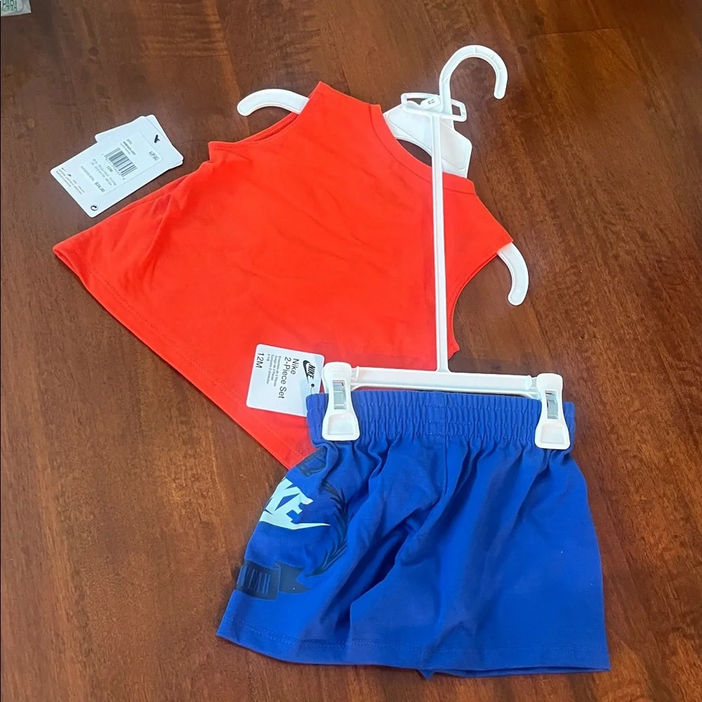 NWT Nike Game Royal Athletic Set